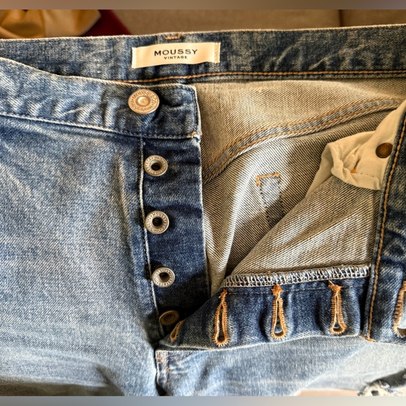 Moussy Isabel Tappered Skinny Blue Jean - Picture 2 of 13